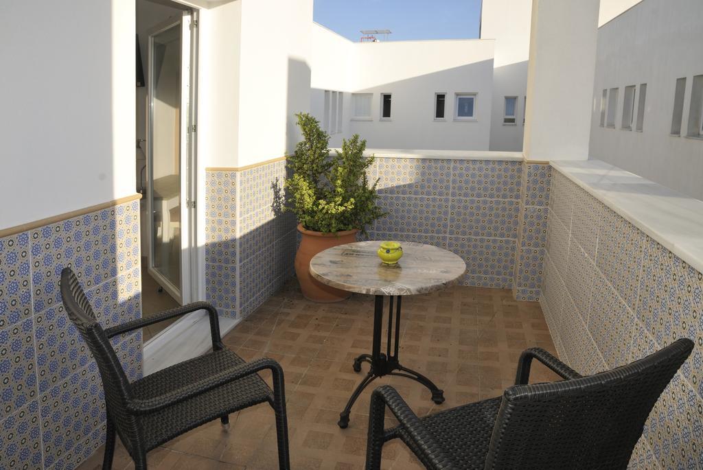 Hostal Tarifa -Recepcion Abierta Las 24H- ภายนอก รูปภาพ