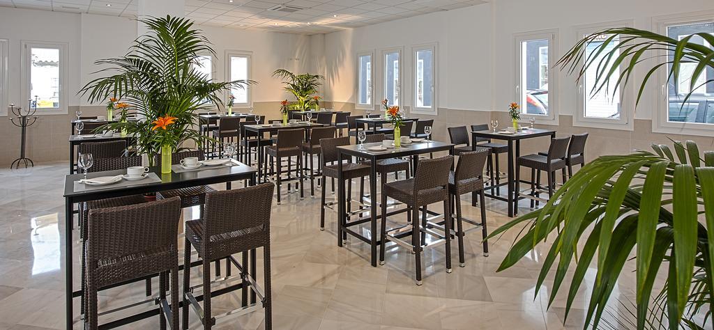 Hostal Tarifa -Recepcion Abierta Las 24H- ภายนอก รูปภาพ